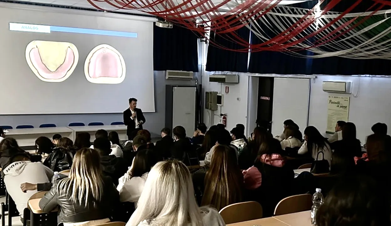Analog-to-digital lecture — Italy